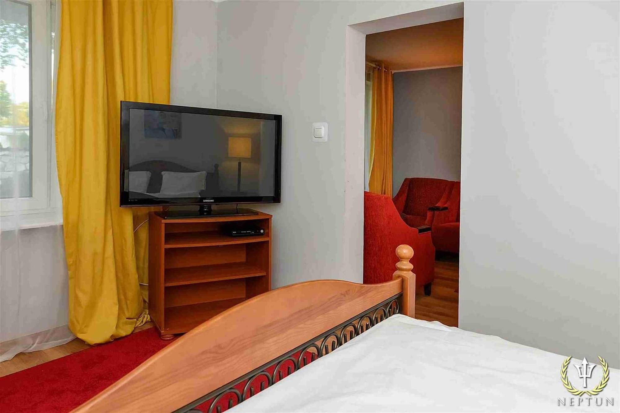 Hotel Neptun Ястшембя-Гура Екстер'єр фото
