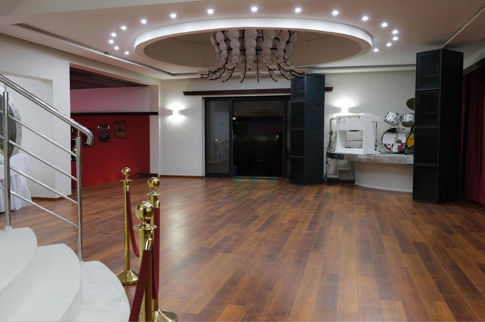 Hotel Neptun Ястшембя-Гура Екстер'єр фото
